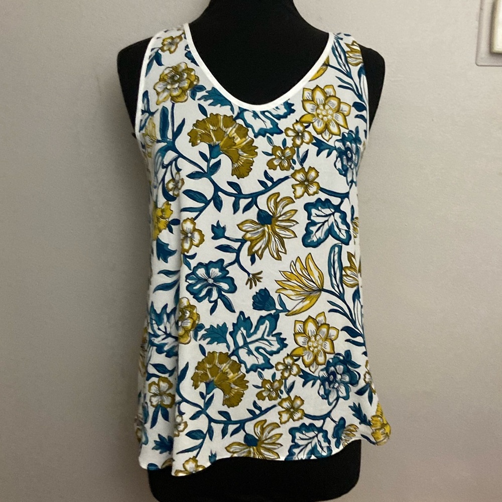 10-4 LOFT tank top floral white mixed media Medium